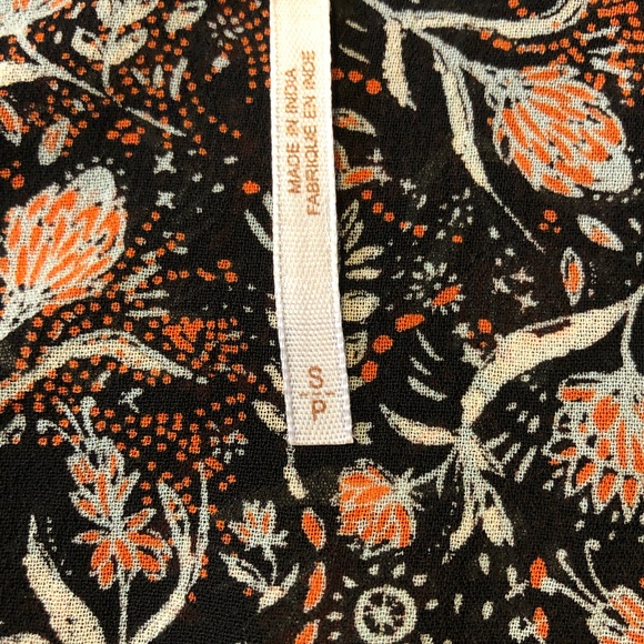 Free people uptown bell top - Picture 3 of 5